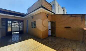 Imagem: Oportunidade Imperdível! Casarão Triplex