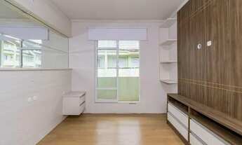 Imagem 5: Sobrado para venda tem 176 metros quadrados com 3 quartos em Granja Viana - Cotia - SP