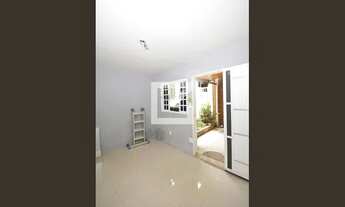 Imagem 6: Casa para Aluguel - Irajá, 2 Quartos, 60 m2