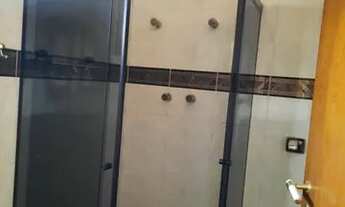 Imagem 4: Sobrado para aluguel e venda tem 360 metros quadrados com 3 quartos