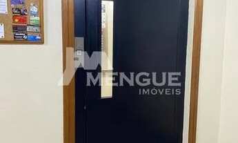 Imagem 3: Aluga- se Apartamento 2 dormitórios e 1 vaga no bairro São Sebastião em Porto Alegre co