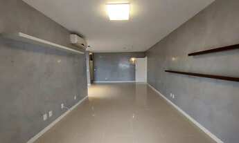 Imagem 7: Apartamento para aluguel possui 130 metros quadrados com 3 quartos em Campeche - Florianóp