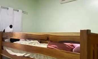 Imagem 6: Vende-se casa em condomínio com 2/4 e 1 suíte master com closet mobiliado