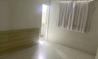 Imagem 2: Apartamento em Miramar com projetados