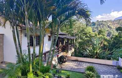 Imagem 3: Casa para Venda em Teresópolis, Cascata do Imbuí, 4 dormitórios, 3 suítes, 2 banheiros, 4