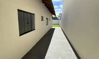 Imagem 3: VENDE-SE CASA 2 QUARTOS 1 SUÍTE. Casa de Rua com 2 Quarto(s) e 1 banheiro(s) à Venda, 100