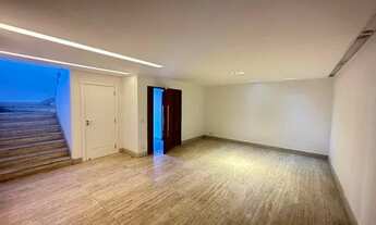 Imagem 7: Casa para aluguel e venda com 400 metros de área construída e 1000 metros de terreno e 5 s