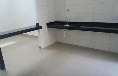 Imagem 4: Casa para Venda em Goiânia, Setor Três Marias, 2 dormitórios, 1 suíte, 2 banheiros, 2 vaga