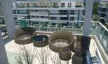 Imagem 2: Cobertura duplex para aluguel tem 220 metros quadrados com 4 quartos