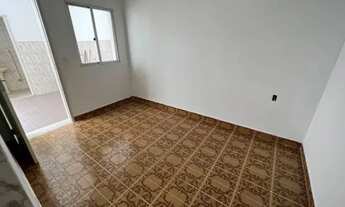 Imagem 2: Casa para venda tem 65 metros quadrados com 2 quartos em Castelo Branco - Salvador - Bahia