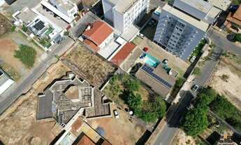 Imagem 3: Terreno com 900m² no bairro Jardim Aclimação