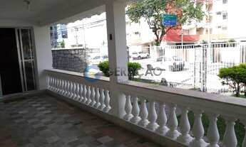 Imagem 4: Casa comercial para venda e locação com 4 quartos sendo 2 suítes- 480 m² de área construíd