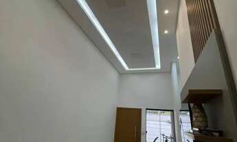 Imagem 7: Casa com 3 quartos sendo 1 suíte no Jardim Fonte Nova, excelente espaço no fundo e muito m