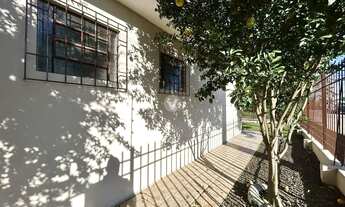 Imagem 4: Casa com 03 dormitórios, dois suítes, pátio e com garagem