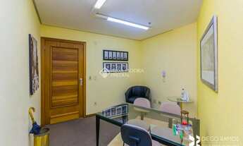 Imagem: Comercial no bairro Menino Deus