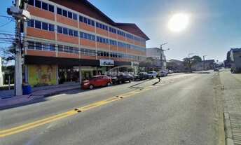 Imagem: Sala ampla comercial disponível para locação