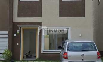 Imagem 2: Casa em Condomínio à Venda em Taubaté, 3 Dorms, 90m², R$450mil