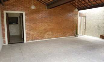 Imagem 2: Alugo Casa Duplex de 03 Quartos e 02 Vagas no Bairro do Dinamérica - Imperdível