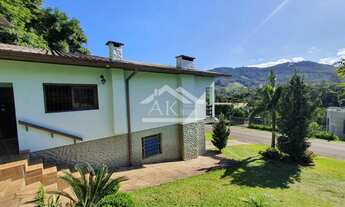 Imagem 5: Casa com amplo terreno e 4 quartos em Picada Café, na Serra Gaúcha