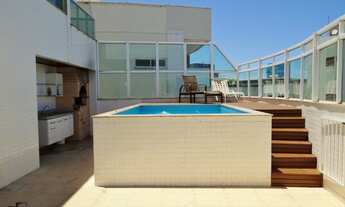 Imagem 4: Cobertura frente para o mar na Praia de Peracanga