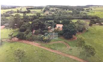 Imagem 3: Chácara com 1 alqueire e 45 litros, 3 quartos, 1 suíte em Bonfinópolis