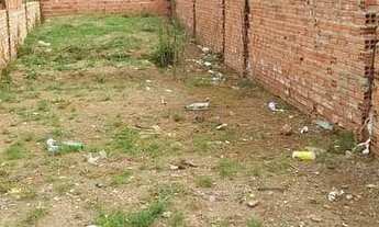 Imagem: Vendo ou troco medida 5 de frente por 30