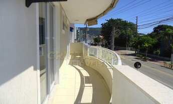 Imagem 6: Apartamento de frente para AVENIDA no 1º piso, Edifício sem elevador Localizado a 50 metro