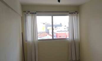 Imagem 3: Apto aluguel 47 m2. Centro. Suíte, armário planejado. Sala, coz. planejada e wc com box