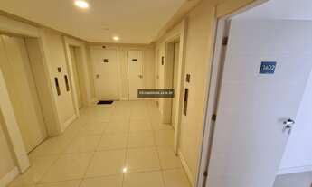 Imagem 2: Andar alto, sol manhã, linda vista da Barra ! Excelente 2 suítes com vaga coberta!