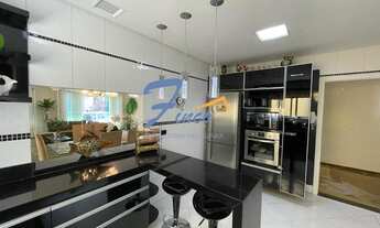 Imagem 5: Casa Sobreposta para Venda em Santos, Embaré, 4 dormitórios, 4 suítes, 6 banheiros, 2 vaga