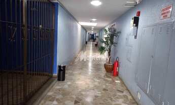 Imagem 2: Apartamento com 1 dormitório à venda, 42 m² por R$ 180.000,00 - Centro - Juiz de Fora/MG