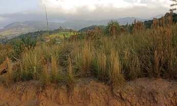 Imagem 3: Terreno para venda tem 600m² em Nazaré!