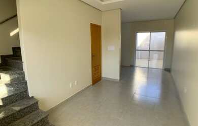 Imagem 3: Sobrado com 2 dormitórios à venda, 85 m² por R$ 400.000,00 - São José - Canoas/RS