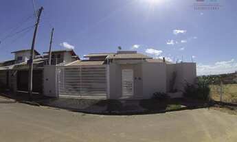 Imagem 3: Casa para venda possui 168 metros quadrados e 3 quartos em Parque dos Ipes - Jaguariúna