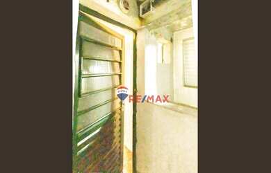 Imagem 5: Condomínio com 19 casas construídas, 2 salões comerciais e 2 vagas à venda, 165 m² por R