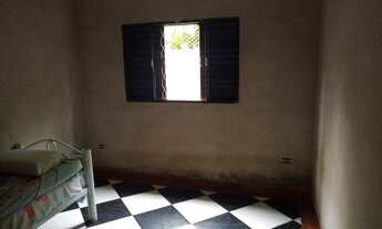 Imagem 6: Chácara para venda possui 120 metros quadrados com 3 quartos, terreno 2 mil metros