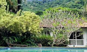 Imagem: Casa com terreno duplo no melhor condomínio