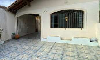 Imagem 4: Casa linda à venda na Praia Grande!