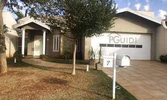 Imagem: Casa de condomínio térrea para venda tem