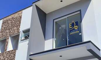 Imagem 7: Sobrado para Venda em Palhoça, Bela Vista, 2 dormitórios, 2 suítes, 3 banheiros, 2 vagas