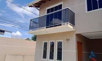 Imagem 3: Sobrado para Venda em Fazenda Rio Grande, Gralha Azul, 3 dormitórios, 1 suíte, 1 banheiro