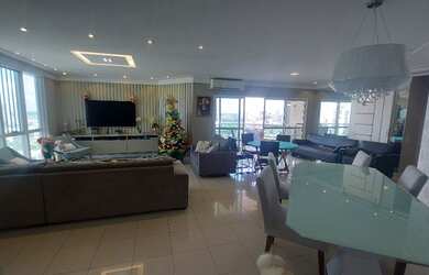 Imagem 3: Ilha de Creta 198m², 4 suítes, 2 vagas soltas, cond. clube, andar alto