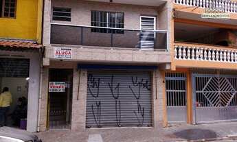 Imagem: Terreno com 5 construções à venda por