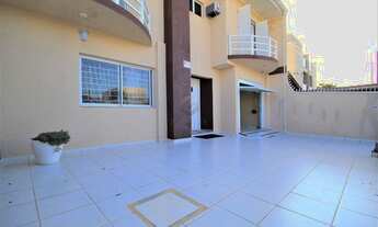 Imagem 3: Sobrado amplo no Sítio Cercado, com 270m² construídos, 3 quartos com suíte e 3 vagas de g