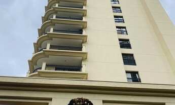 Imagem 5: Lindo apto no Klabin com 230m2 com 4 suítes, 4 vagas + depósito! Recém reformado e automa