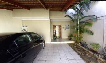 Imagem 3: Sobrado no Setor Sudoeste, 4 Quartos sendo 2 Suítes, 3 Salas, Ótima localização