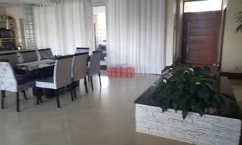 Imagem: QUE TAL MORAR NUM BELA CASA, ESPAÇOSA EM