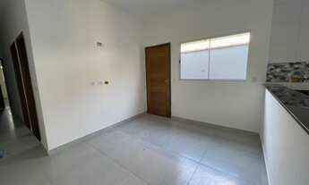 Imagem 3: Casa com piscina à venda em Mongaguá - SP