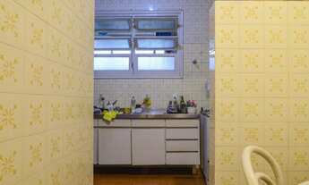 Imagem 7: Apartamento clássico na Rua Rainha Elizabeth, esquina com Conselheiro Lafaiete