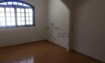 Imagem 4: Casa/Sobrado à venda com 172m² na Vila Industrial - 4 dormitórios